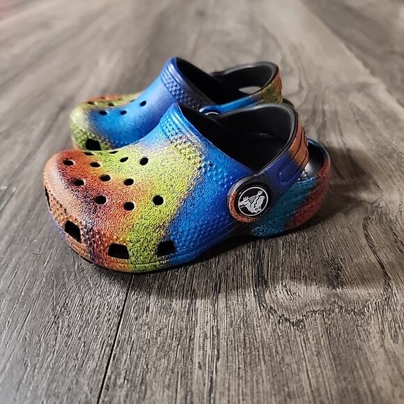 Crocs Unisex Children's Girl Boy Spray Dye Classic Clogs Multicolor US C5 - Picture 4 of 5